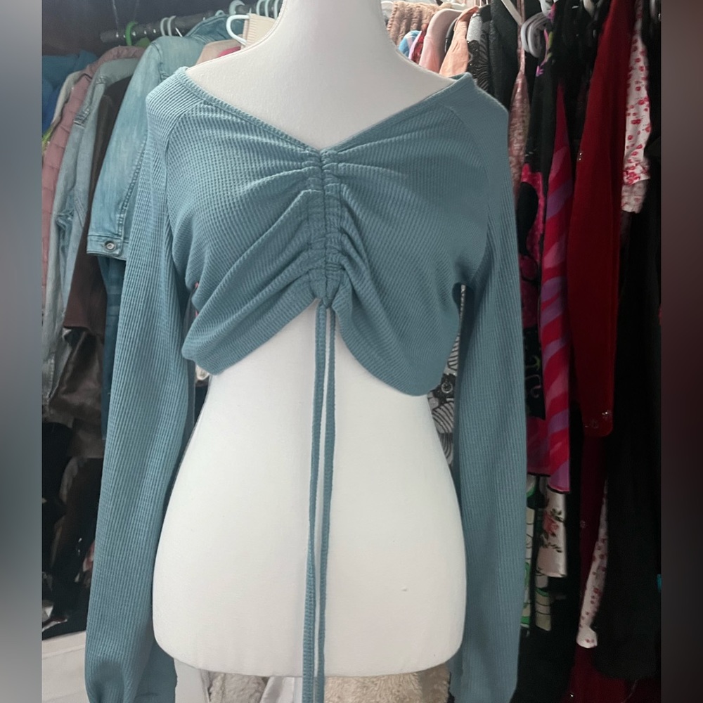 cropped wide neck long sleeve top